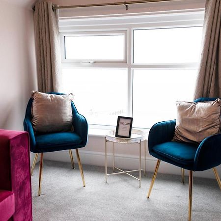 Charles Alexander Short Stay - Highcliffe Apartments Кливлис Экстерьер фото
