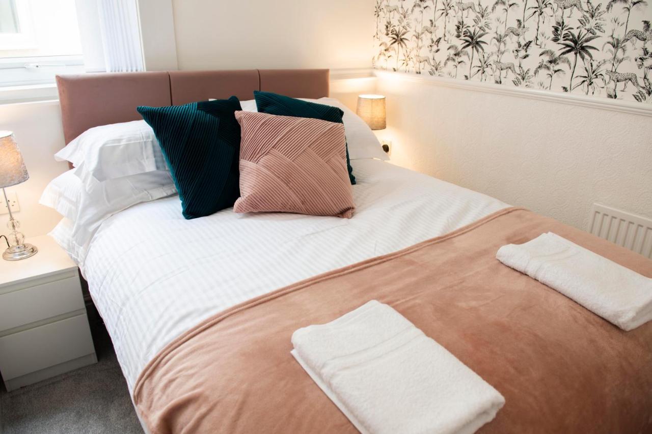 Charles Alexander Short Stay - Highcliffe Apartments Кливлис Экстерьер фото