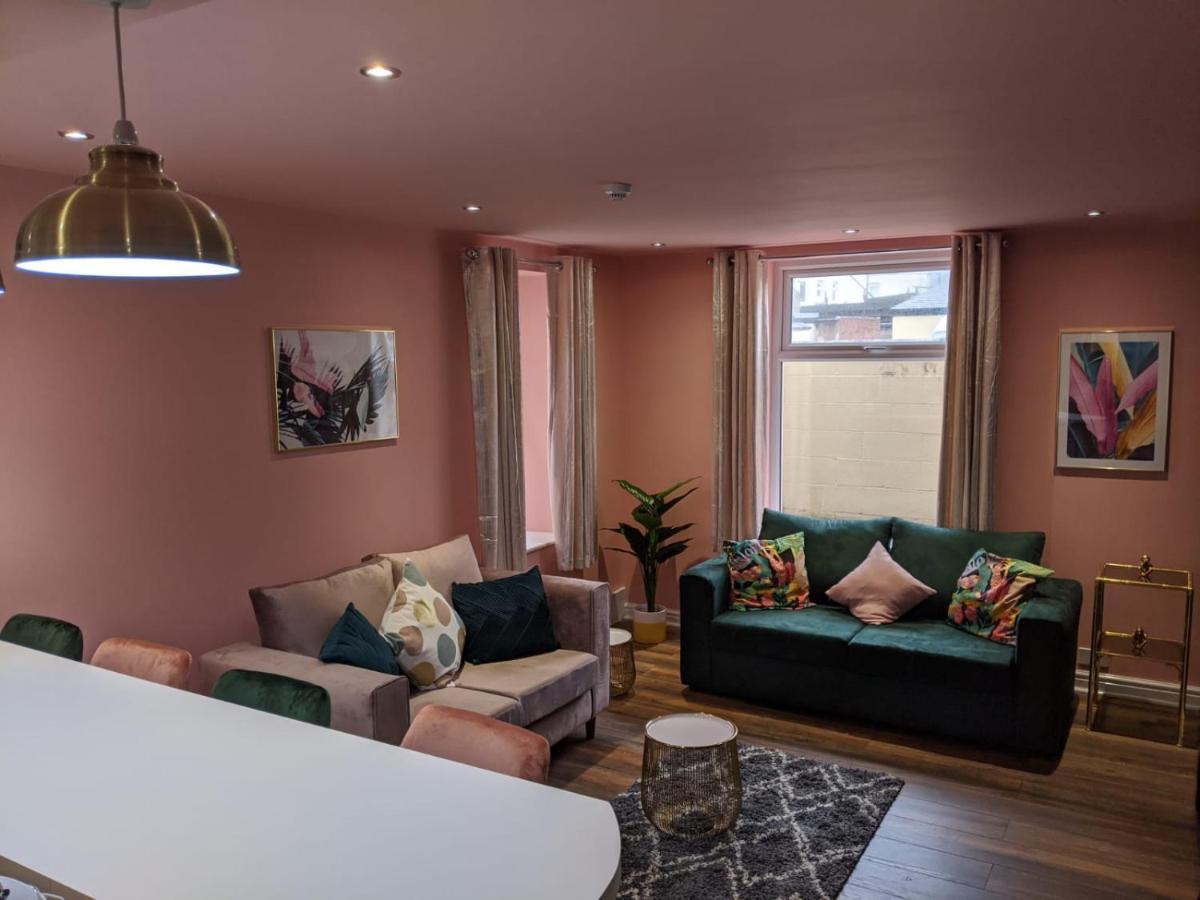 Charles Alexander Short Stay - Highcliffe Apartments Кливлис Экстерьер фото