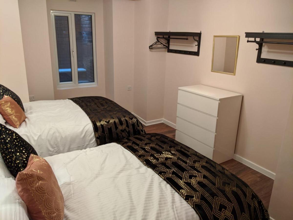Charles Alexander Short Stay - Highcliffe Apartments Кливлис Экстерьер фото