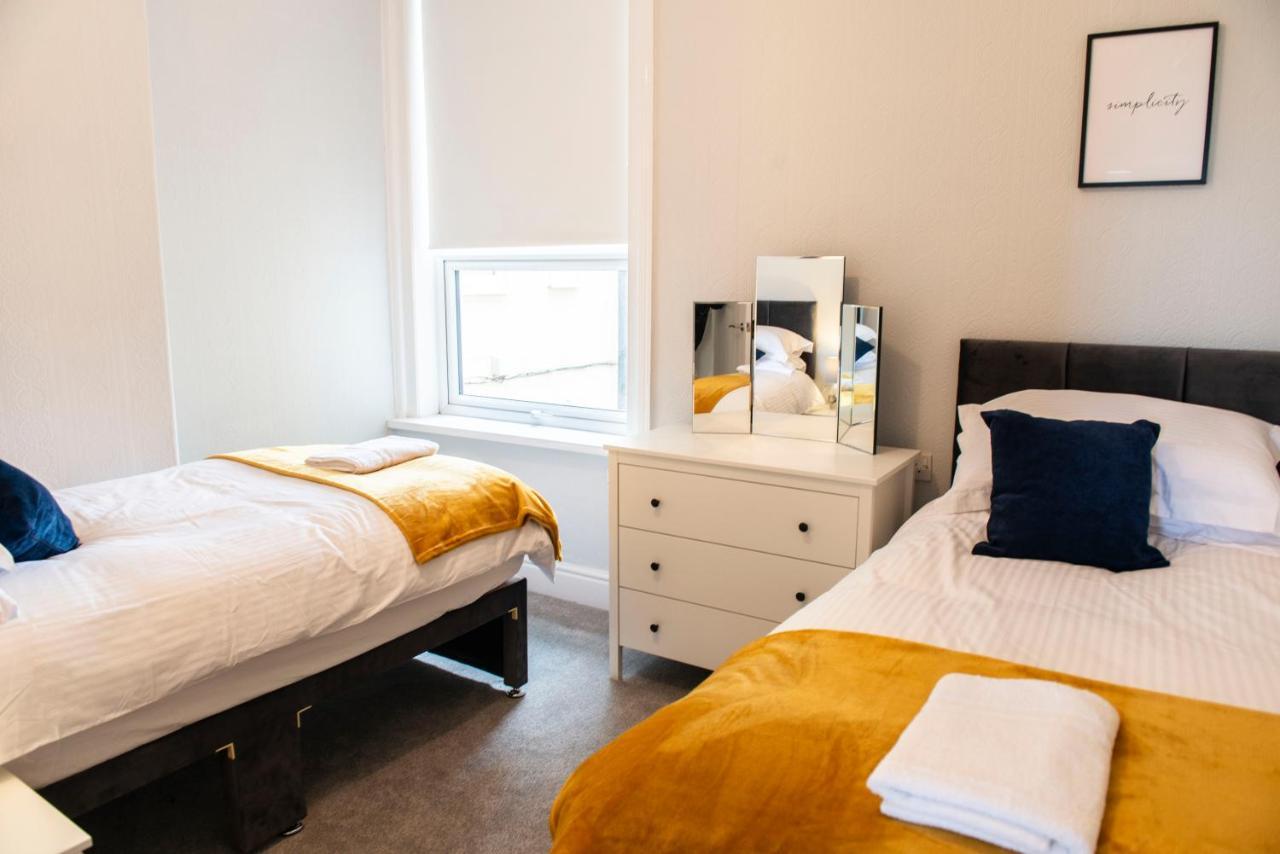 Charles Alexander Short Stay - Highcliffe Apartments Кливлис Экстерьер фото