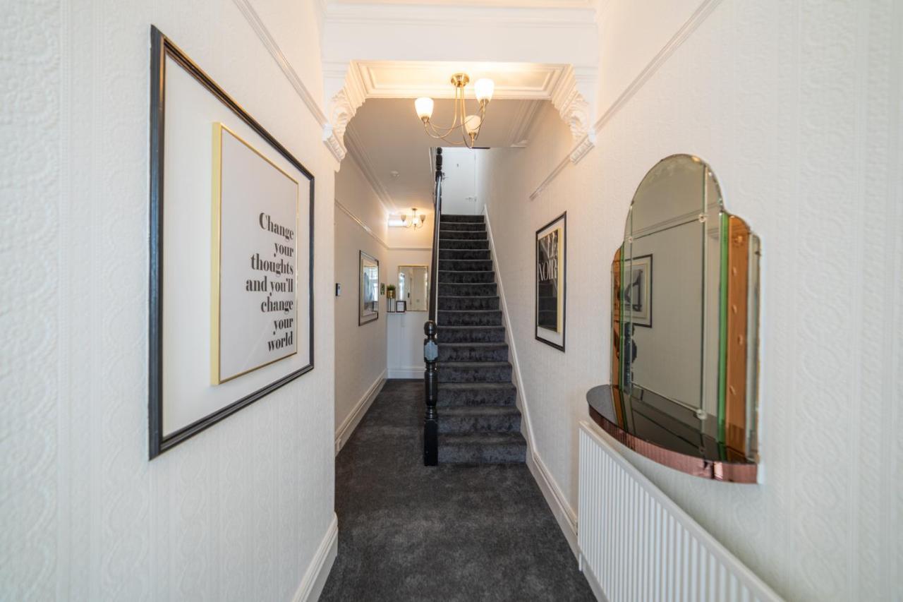Charles Alexander Short Stay - Highcliffe Apartments Кливлис Экстерьер фото