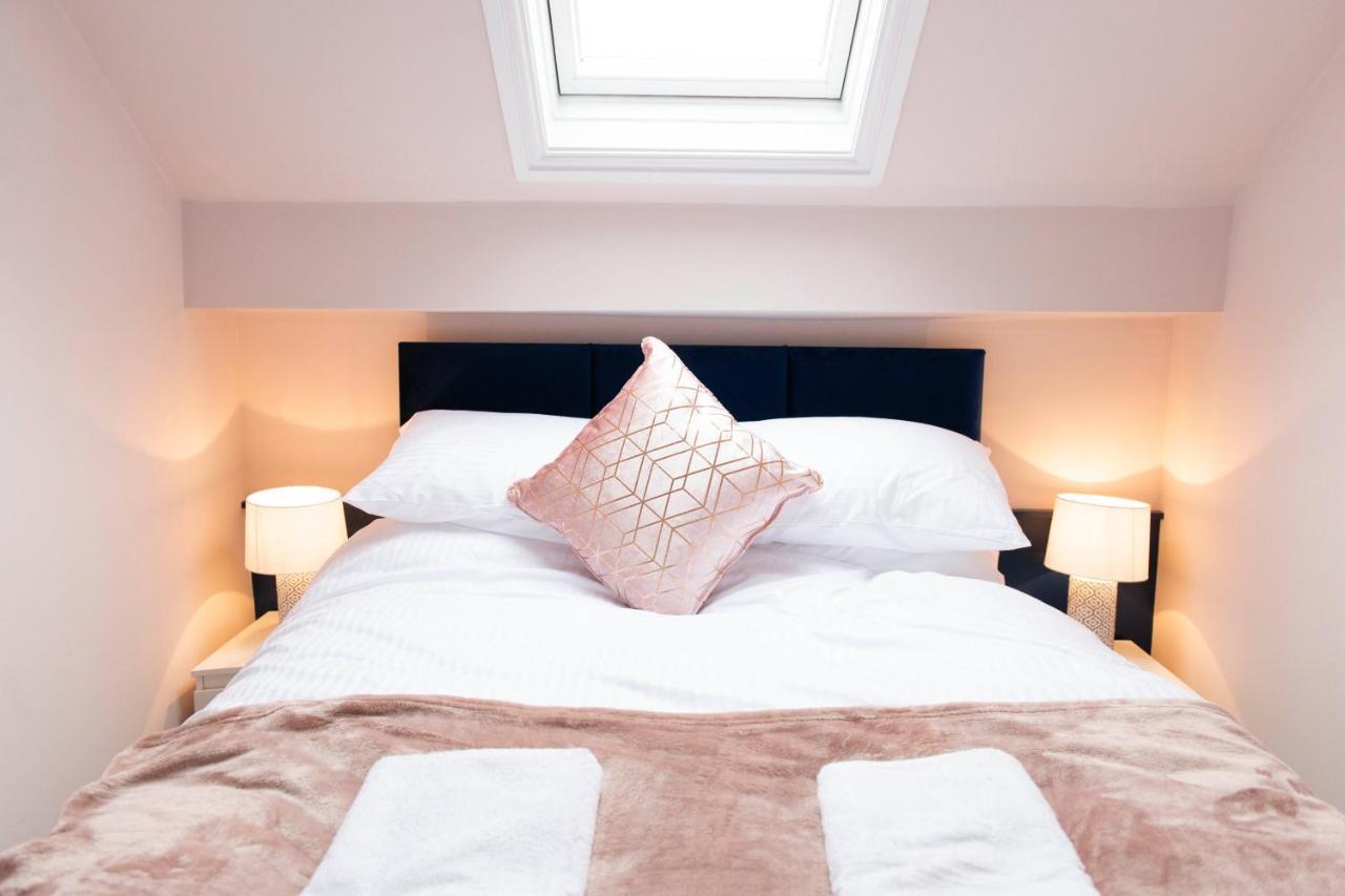 Charles Alexander Short Stay - Highcliffe Apartments Кливлис Экстерьер фото