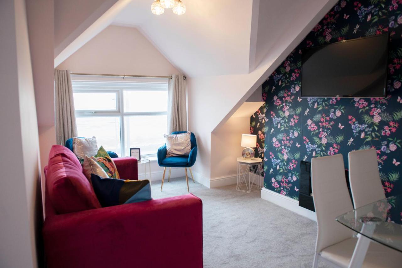 Charles Alexander Short Stay - Highcliffe Apartments Кливлис Экстерьер фото