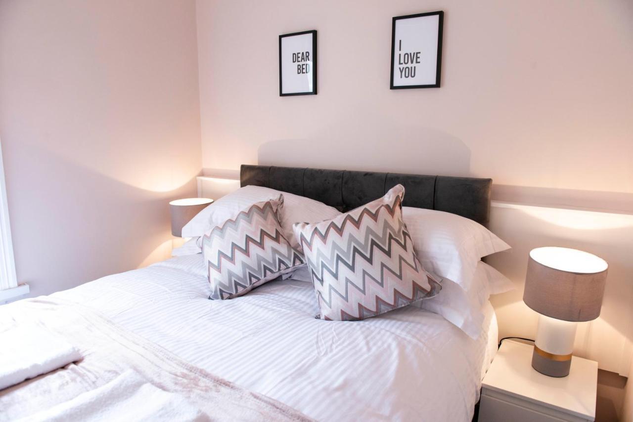 Charles Alexander Short Stay - Highcliffe Apartments Кливлис Экстерьер фото