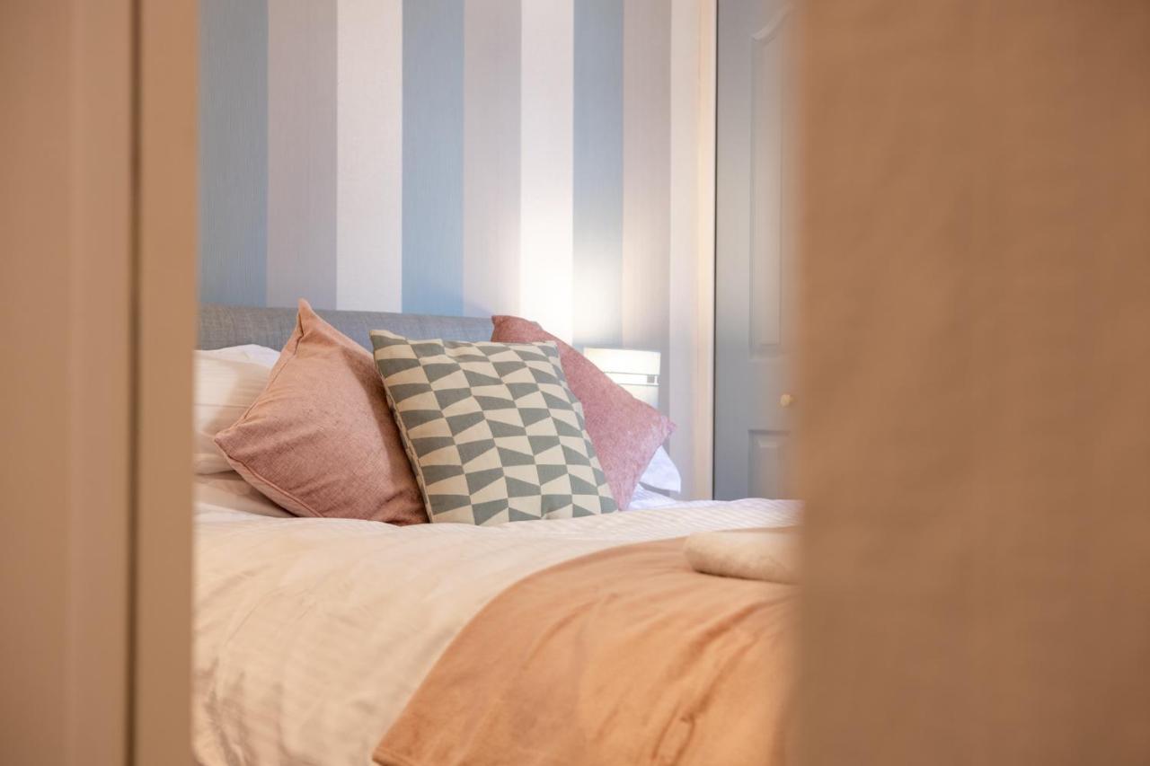 Charles Alexander Short Stay - Highcliffe Apartments Кливлис Экстерьер фото
