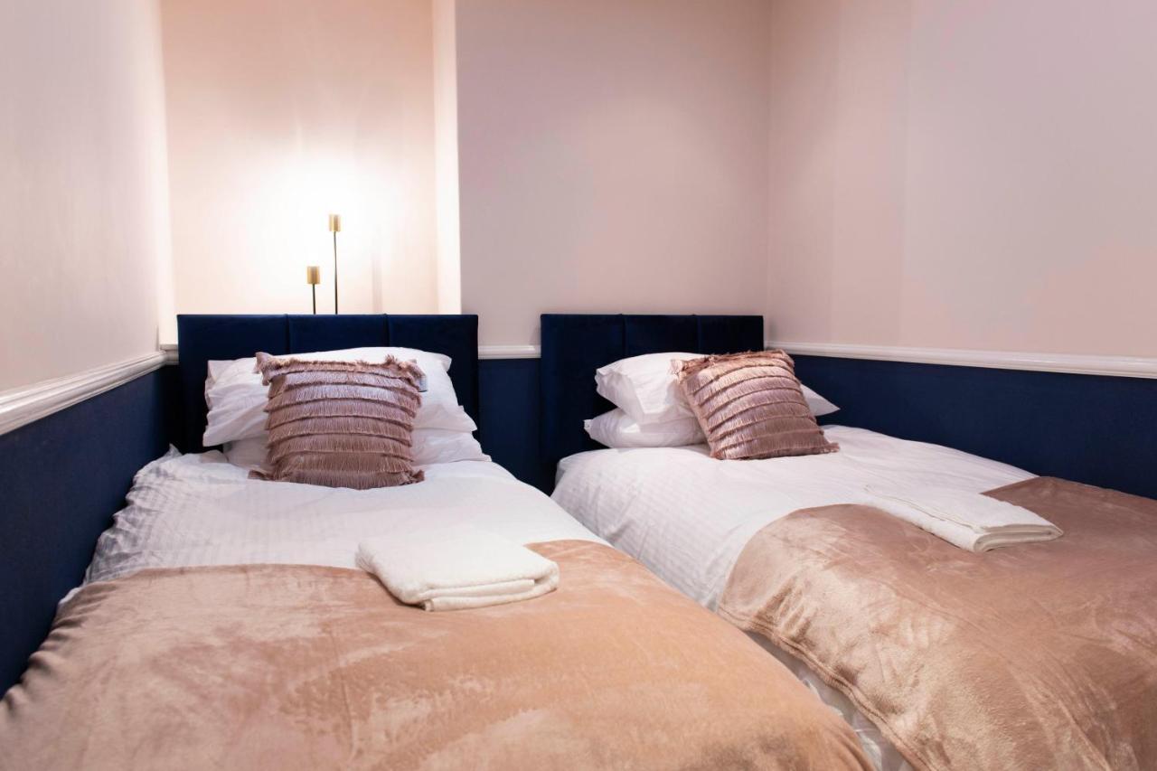 Charles Alexander Short Stay - Highcliffe Apartments Кливлис Экстерьер фото